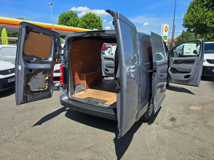2025 Vauxhall Vivaro
