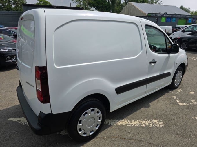 2025 Peugeot Partner