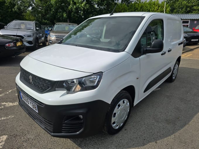 2025 Peugeot Partner