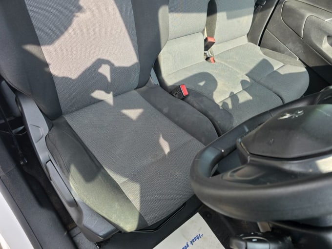 2025 Peugeot Partner