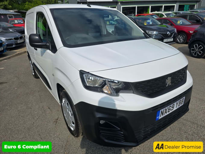 2025 Peugeot Partner