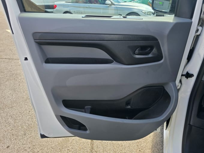 2025 Vauxhall Vivaro
