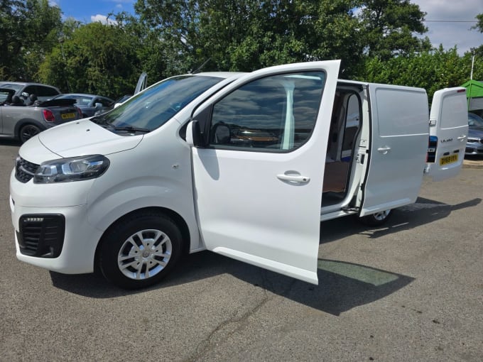 2025 Vauxhall Vivaro