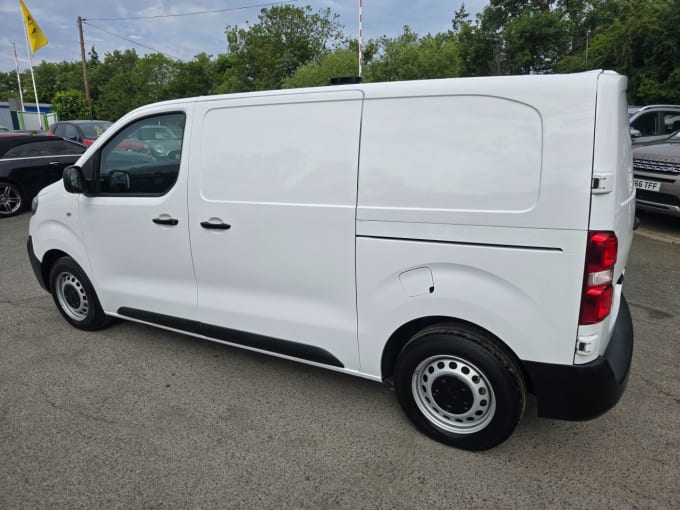 2025 Peugeot Expert