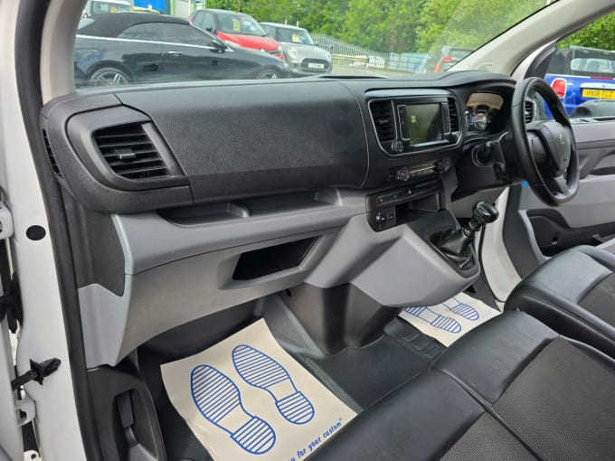 2025 Peugeot Expert