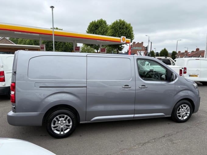 2025 Vauxhall Vivaro