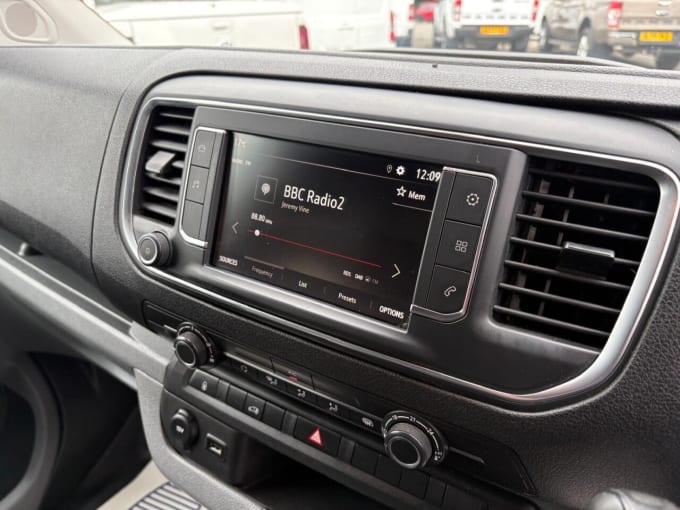 2025 Vauxhall Vivaro