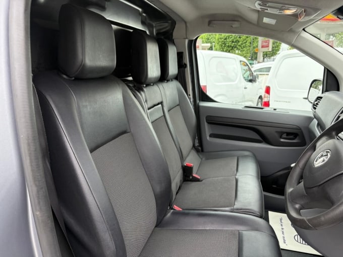 2025 Vauxhall Vivaro