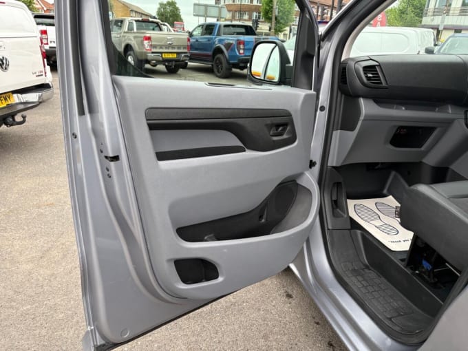 2025 Vauxhall Vivaro