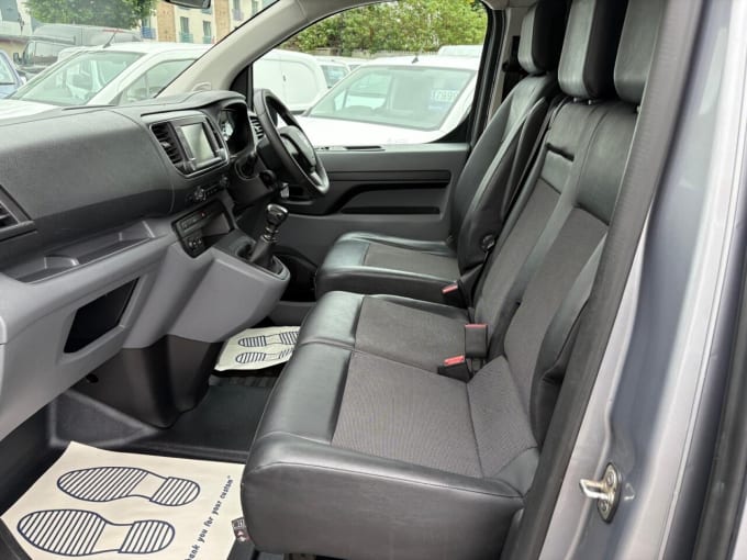 2025 Vauxhall Vivaro