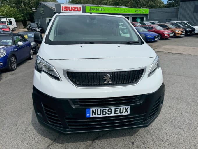 2025 Peugeot Expert
