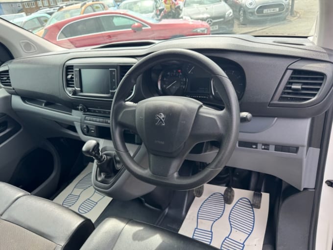2025 Peugeot Expert