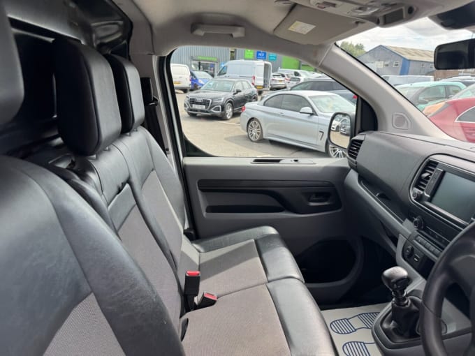 2025 Peugeot Expert