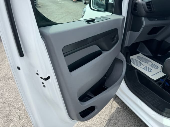 2025 Peugeot Expert
