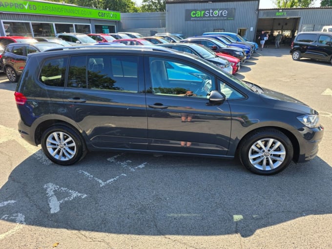 2025 Volkswagen Touran