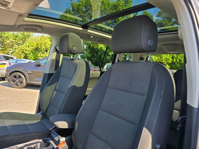 2025 Volkswagen Touran