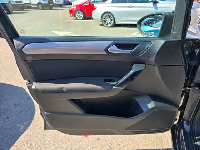 2025 Volkswagen Touran