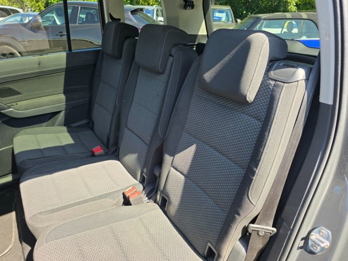 2025 Volkswagen Touran
