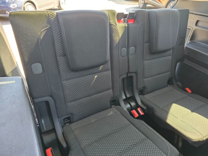 2025 Volkswagen Touran