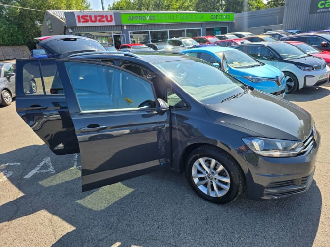 2025 Volkswagen Touran