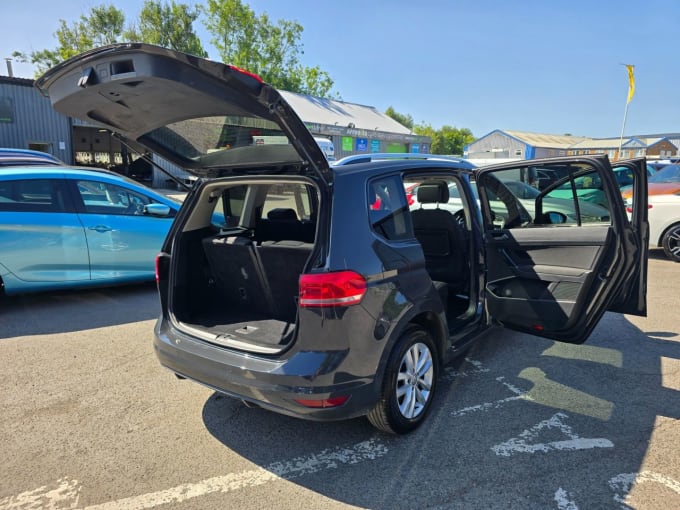2025 Volkswagen Touran