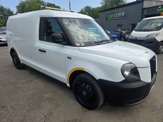 2025 Levc Vn5