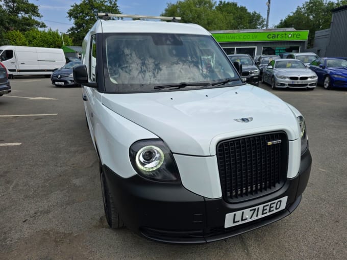 2025 Levc Vn5