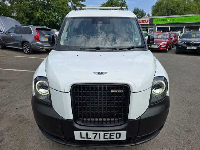 2025 Levc Vn5