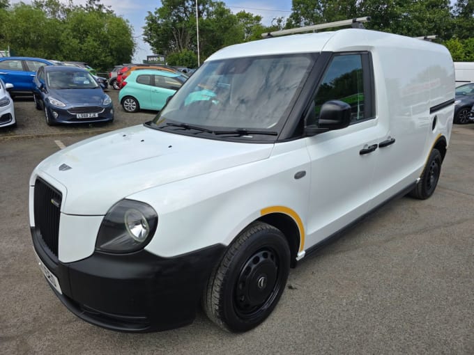 2025 Levc Vn5