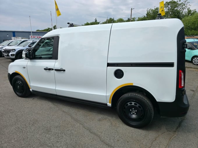 2025 Levc Vn5