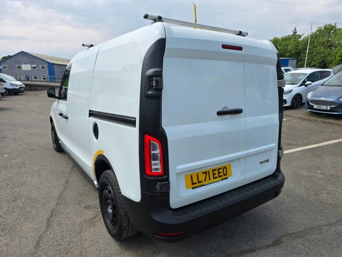2025 Levc Vn5