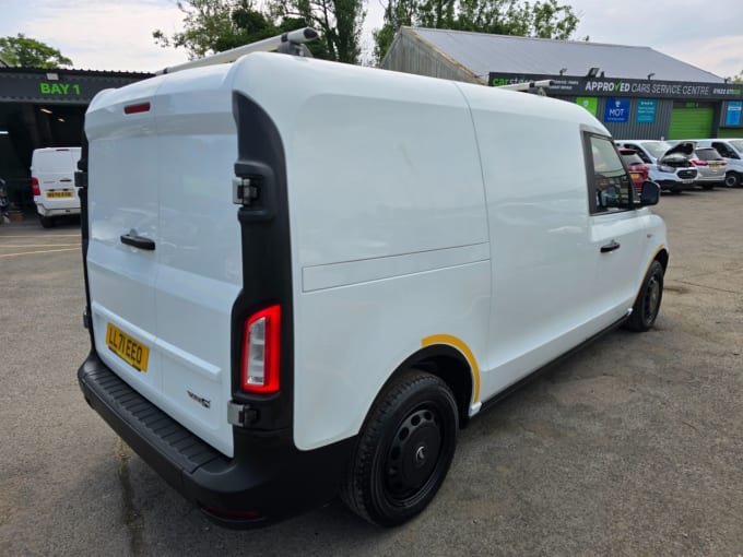2025 Levc Vn5