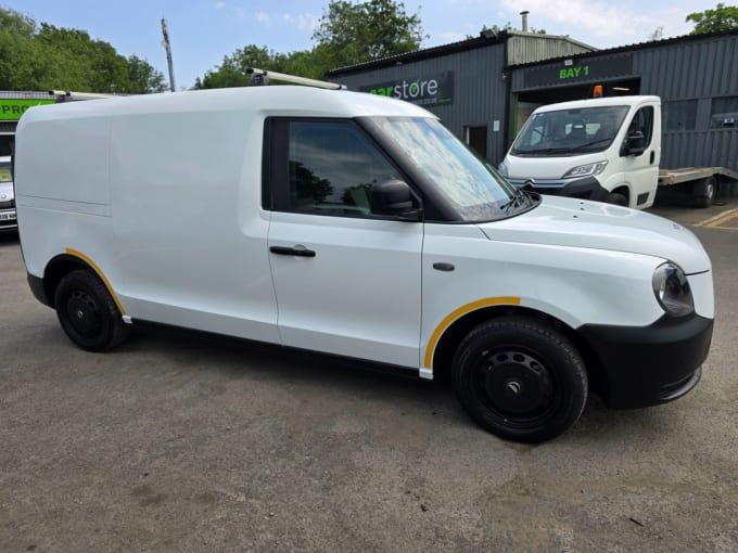 2025 Levc Vn5