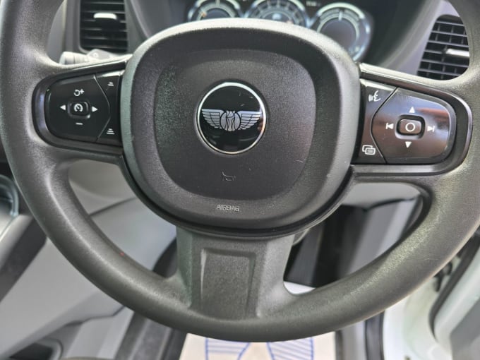 2025 Levc Vn5