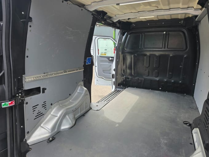 2025 Levc Vn5