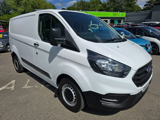 2025 Ford Transit Custom