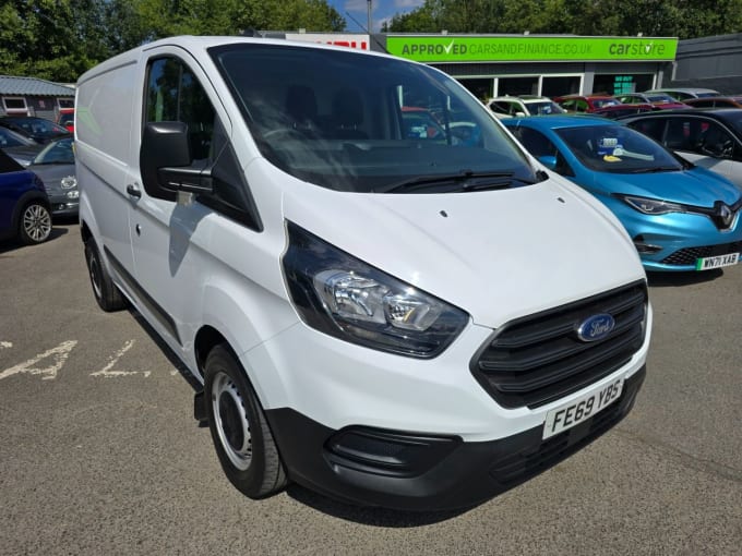 2025 Ford Transit Custom