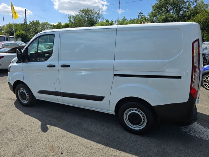 2025 Ford Transit Custom