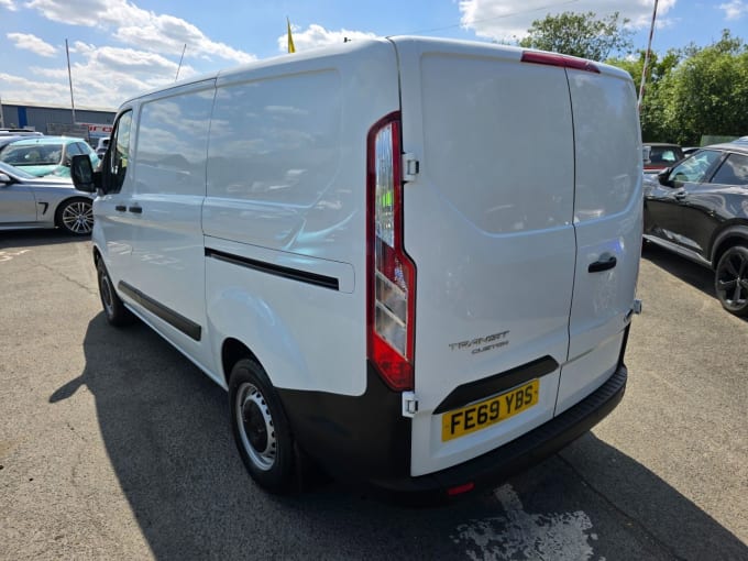 2025 Ford Transit Custom