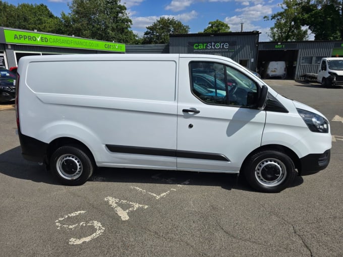 2025 Ford Transit Custom