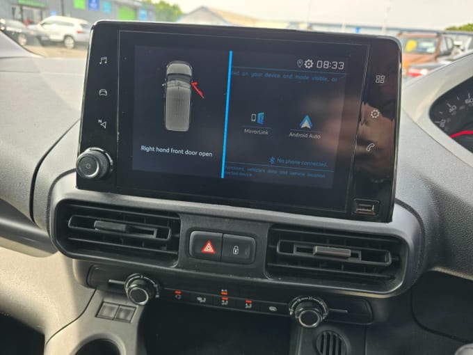 2025 Peugeot Partner