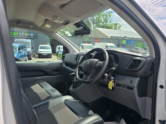 2025 Peugeot Expert
