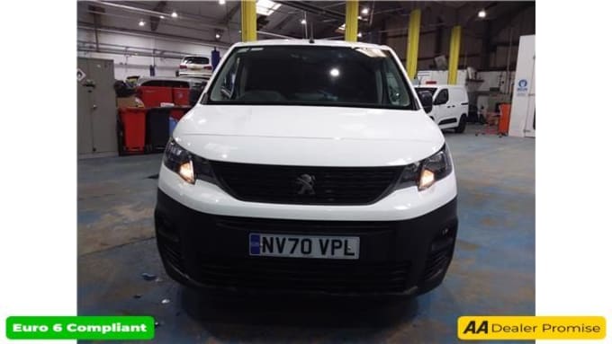 2025 Peugeot Partner