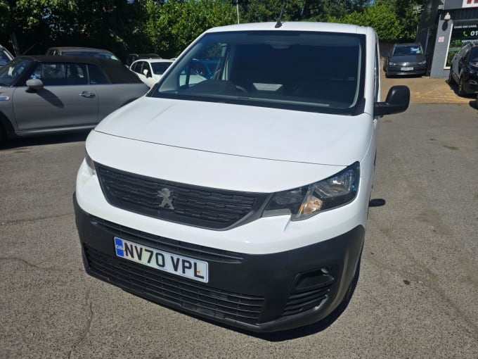 2025 Peugeot Partner
