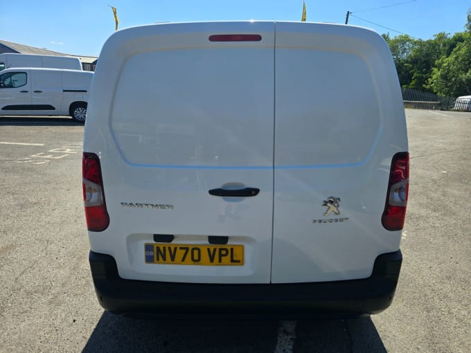 2025 Peugeot Partner