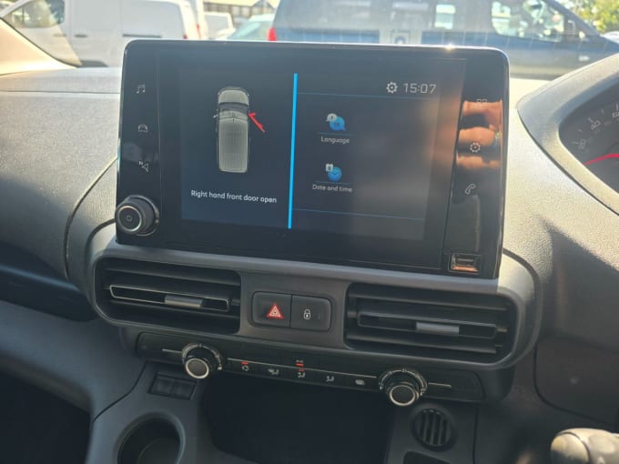 2025 Peugeot Partner