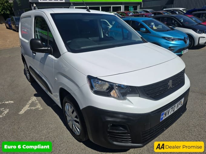 2025 Peugeot Partner