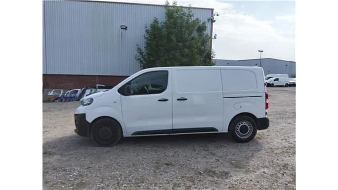 2025 Peugeot Expert