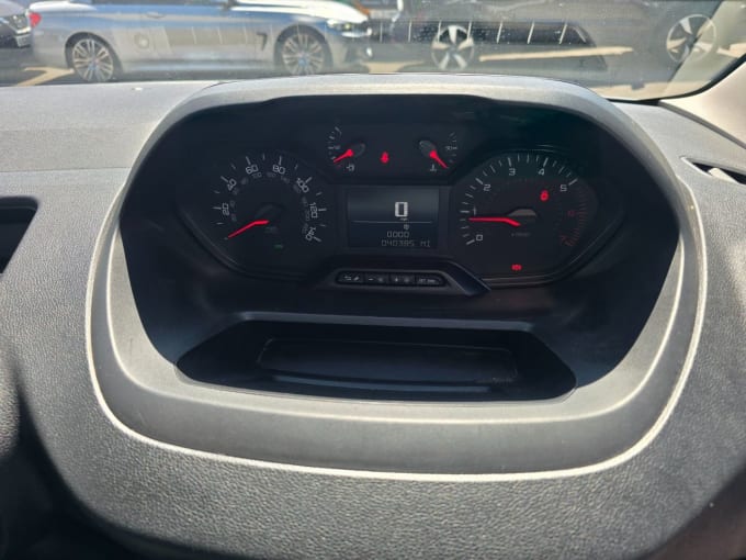 2025 Peugeot Partner