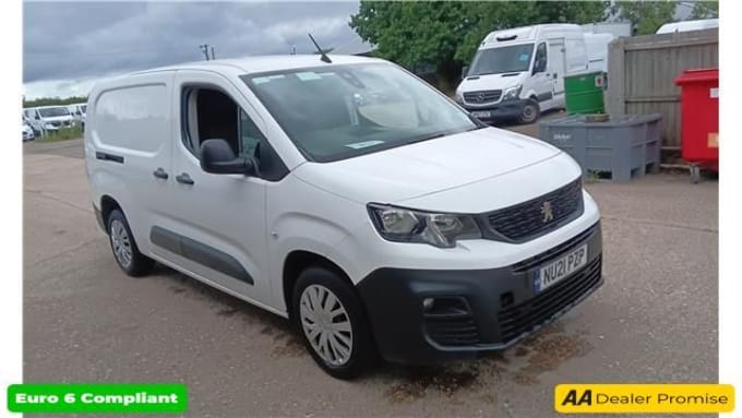 2025 Peugeot Partner
